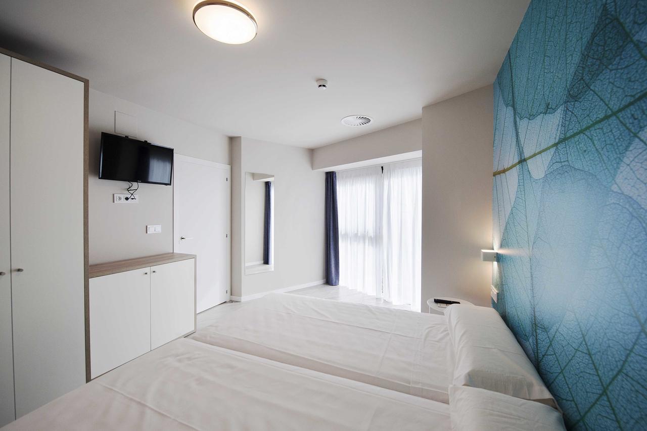 Apartamentos Divan Vitoria-Gasteiz Exteriör bild