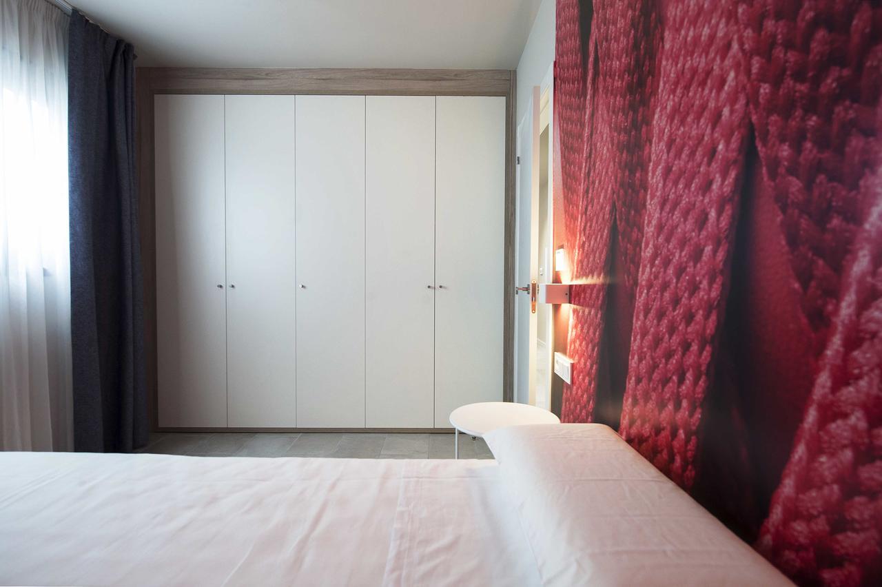 Apartamentos Divan Vitoria-Gasteiz Exteriör bild