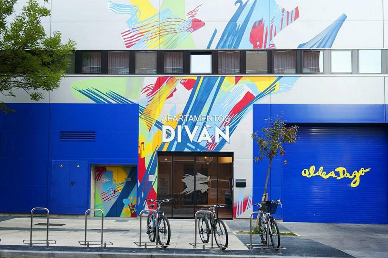 Apartamentos Divan Vitoria-Gasteiz Exteriör bild